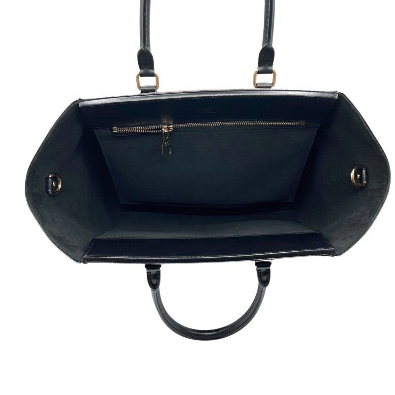 Louis Vuitton Phoenix PM Monogram Canvas Handbag - Exquisite Craftsmanship