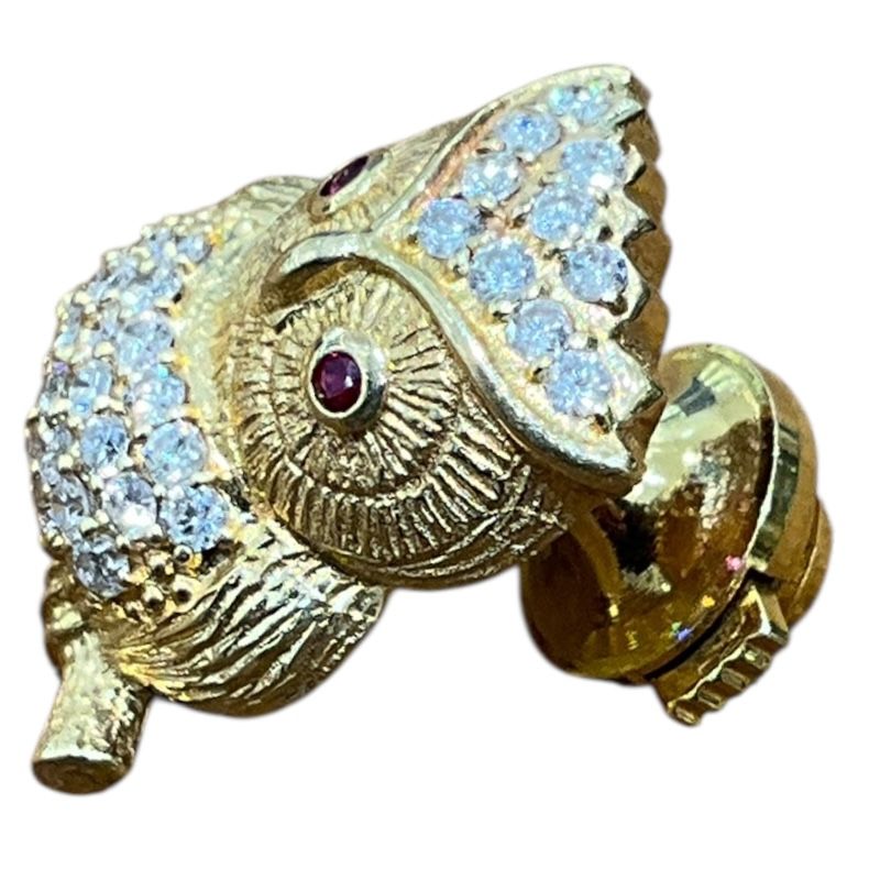 Exquisite Ruby Claw Brooch in K18 Yellow Gold