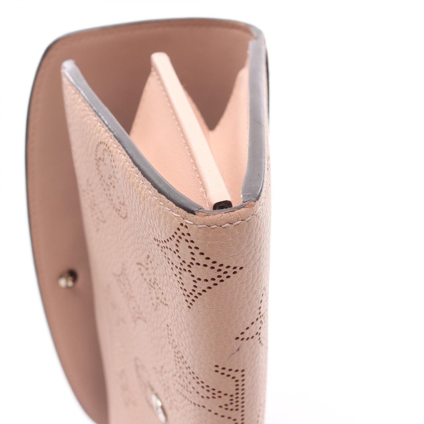 Louis Vuitton Monogram Mahina Magnolia Wallet - Exquisite Craftsmanship