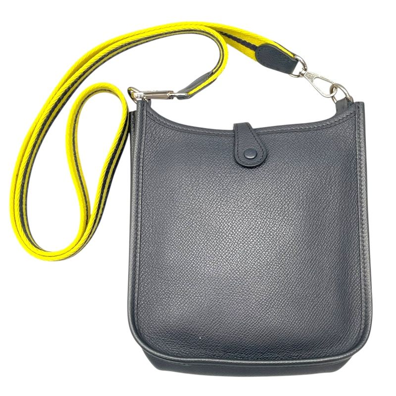 HERMES Évelyne TPM A刻 Black Leather Shoulder Bag for Women