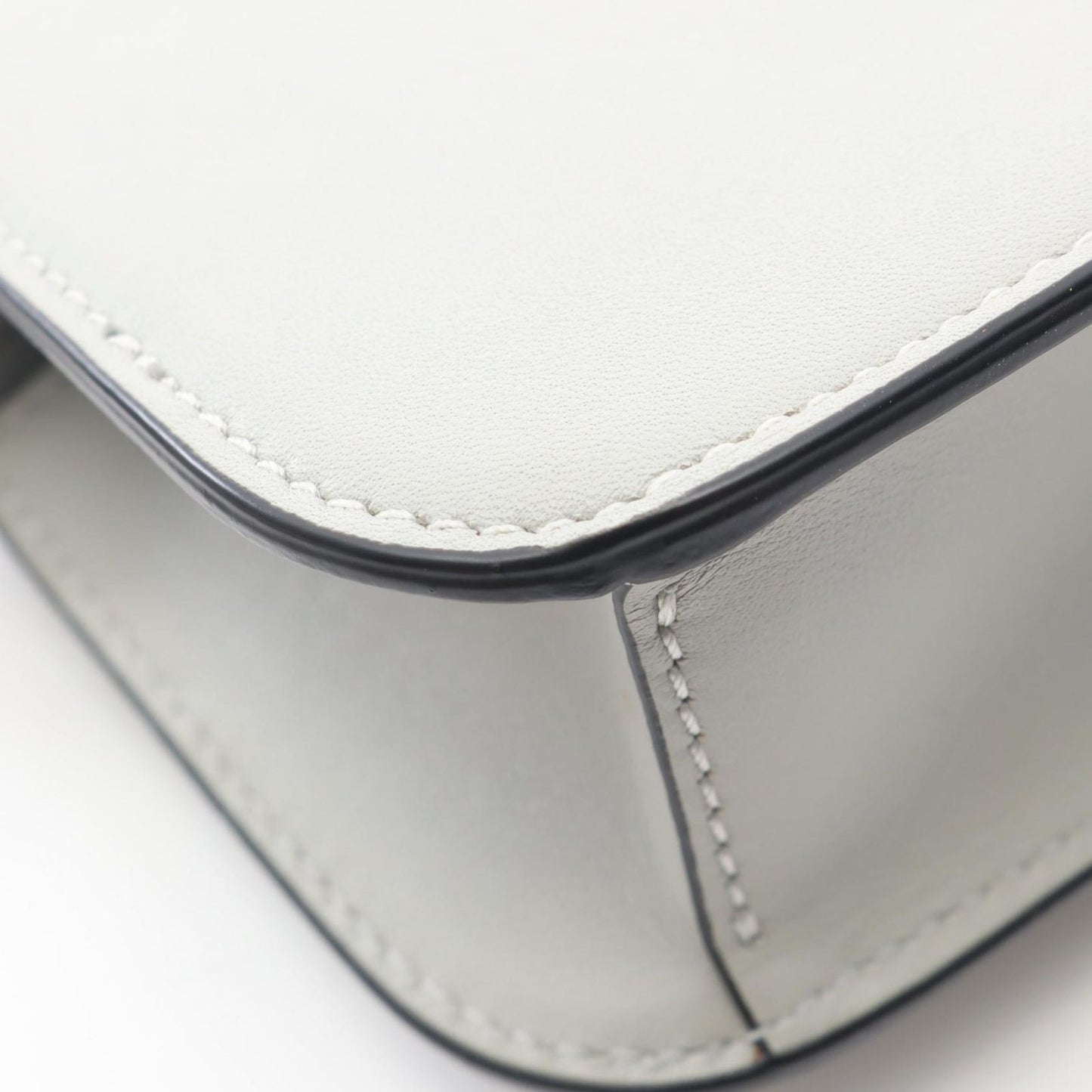 Valentino V Logo Handbag in Gray Leather - Exquisite Craftsmanship
