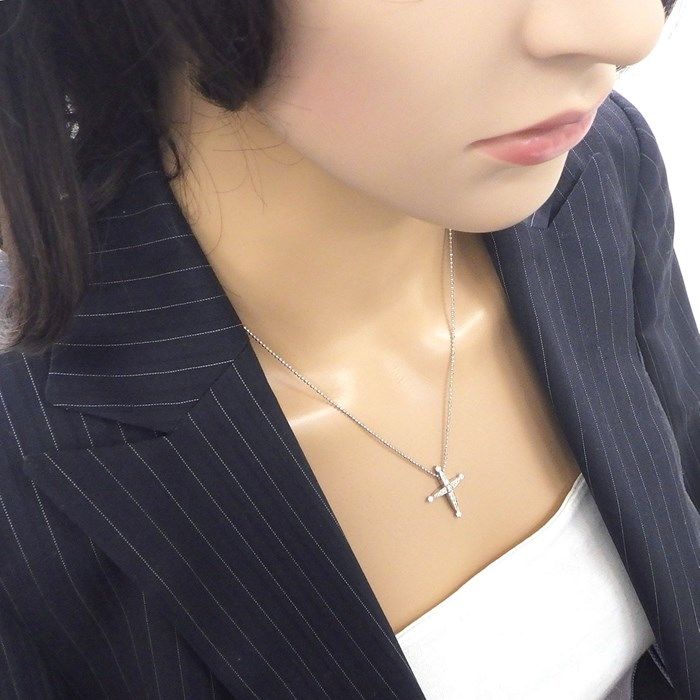 Exquisite Fancy Light Pink Diamond Cross Necklace in K18 White Gold