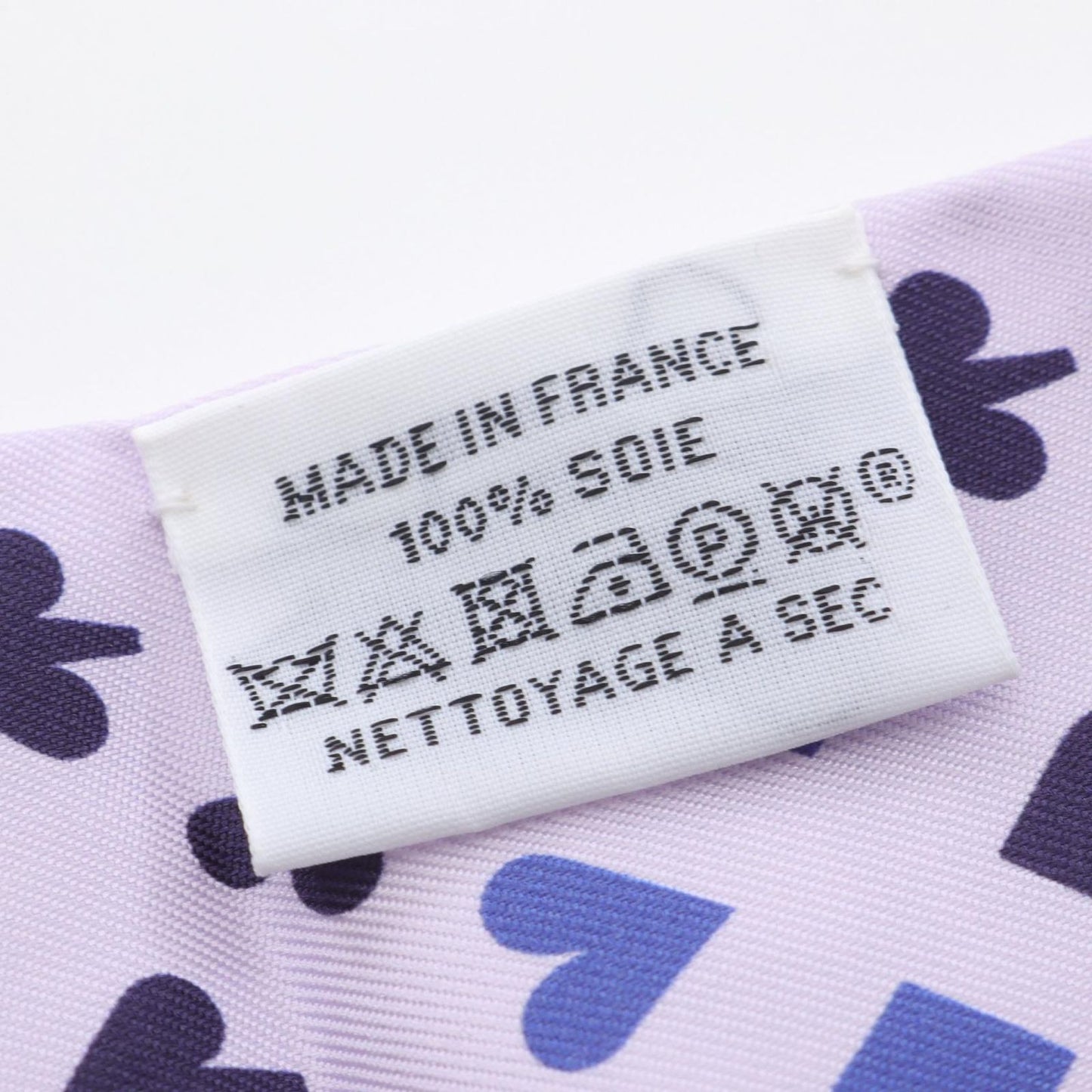 HERMES Jeu de Cartes Twilly Scarf in Purple Silk - Exquisite Luxury