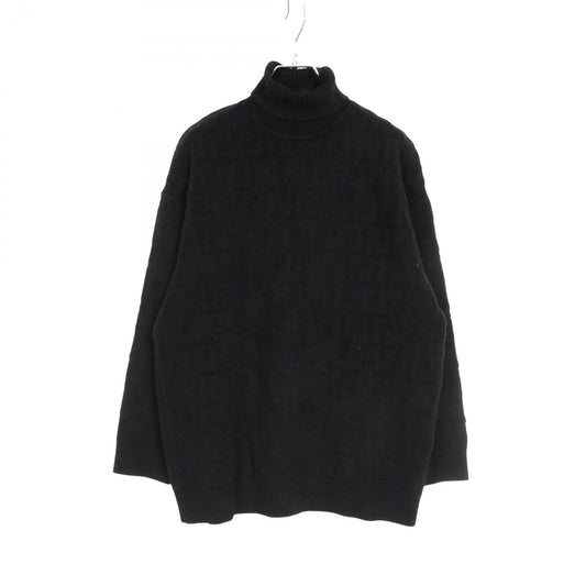 FENDI Black Zucca Knit Turtleneck - Timeless Elegance