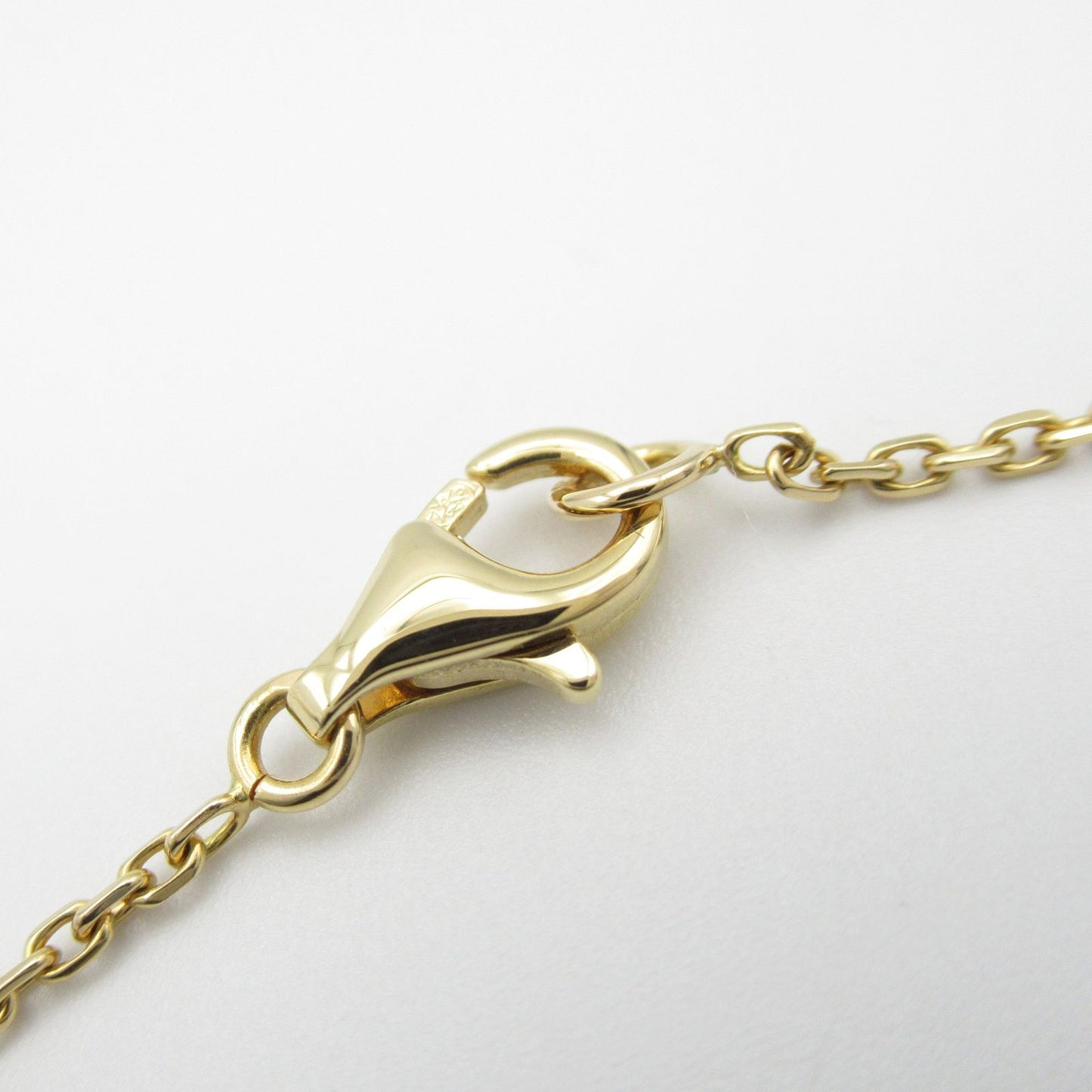 Van Cleef & Arpels Vintage Alhambra Onyx Necklace in 18K Yellow Gold