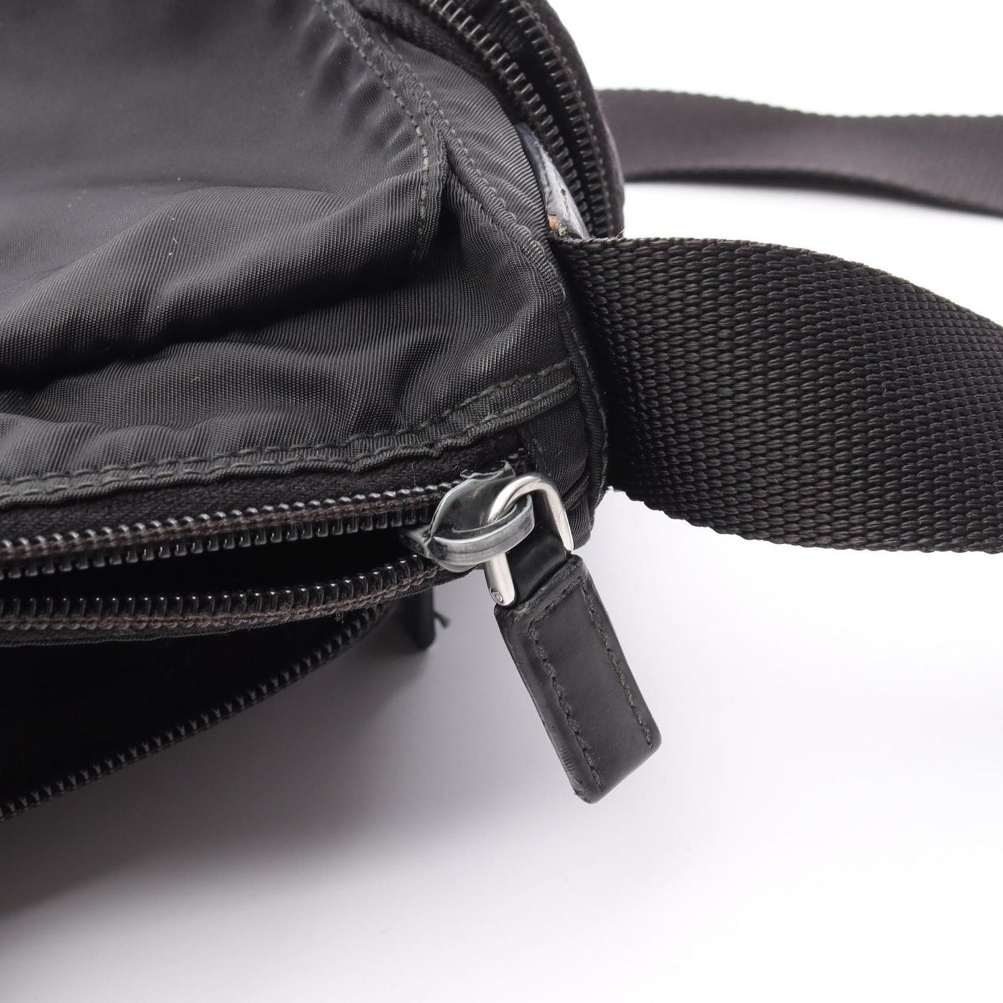 PRADA TESSUTO CALF Shoulder Bag in Black Nylon & Leather