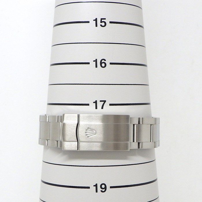 Rolex Oyster Perpetual 34mm 114200 - Exquisite Timepiece