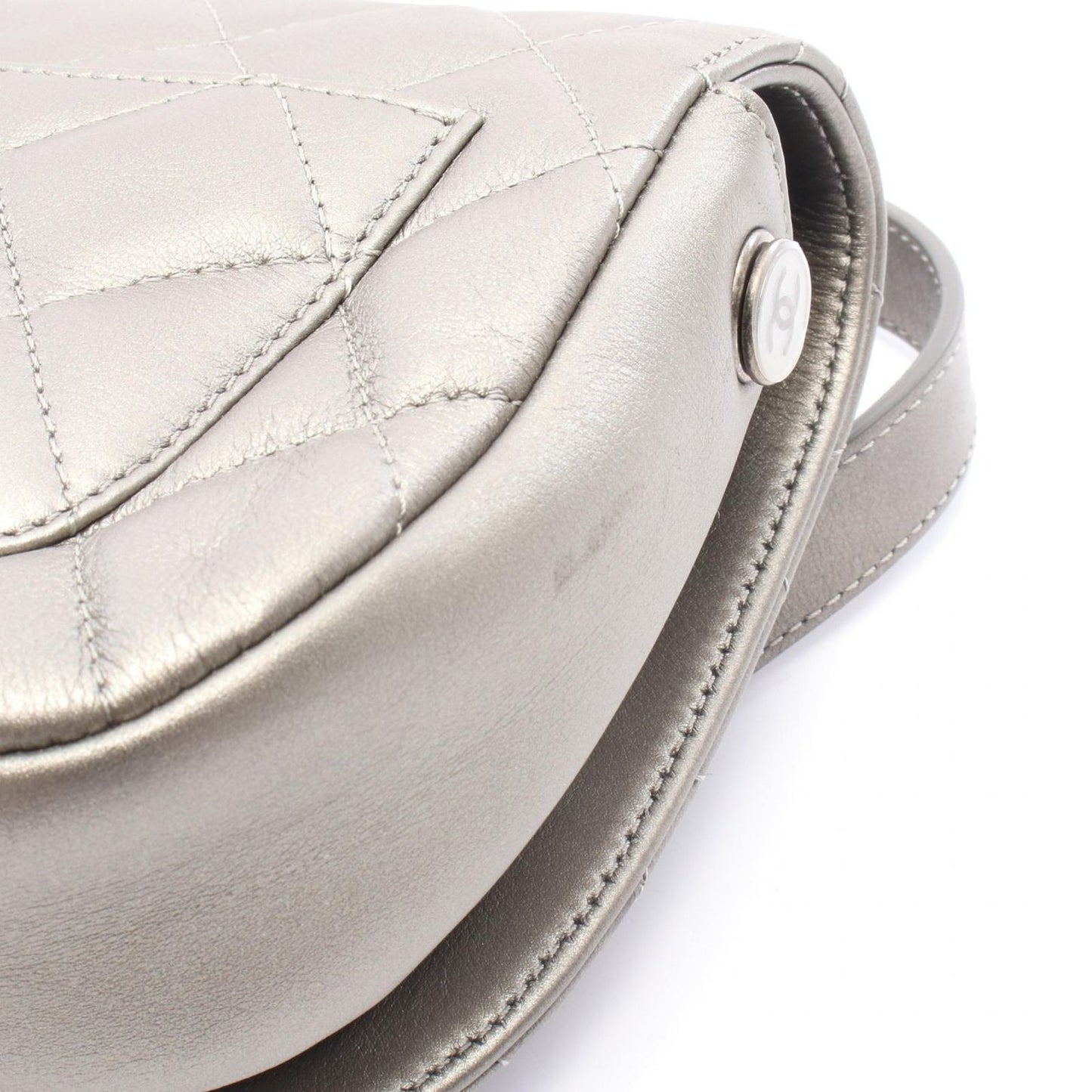 CHANEL Matelassé Silver Leather Shoulder Bag AP2344 - Timeless Elegance