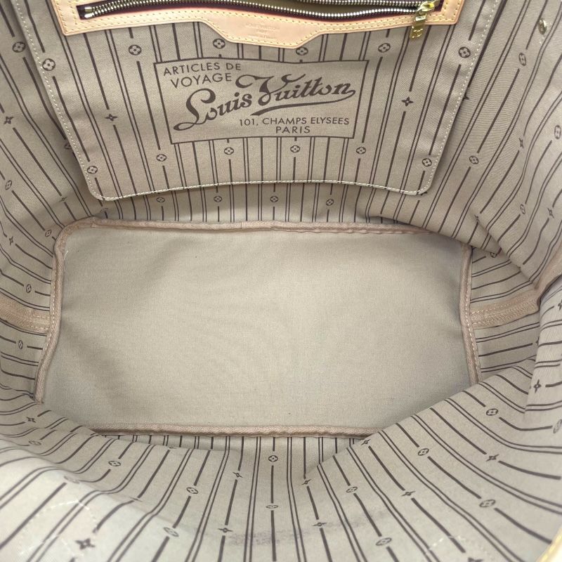 Louis Vuitton Neverfull GM Monogram Tote Bag - Brown