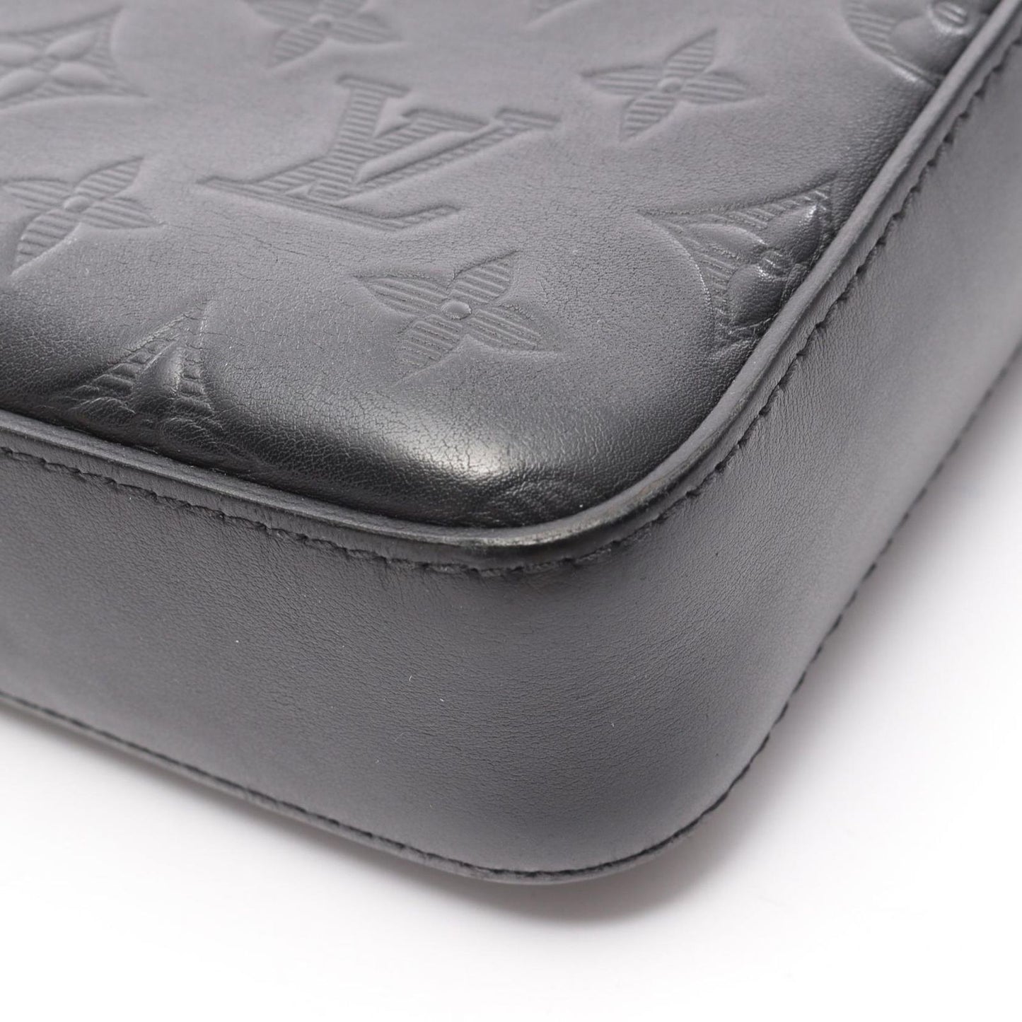 Louis Vuitton Duo Messenger Bag in Noir Leather - Timeless Elegance