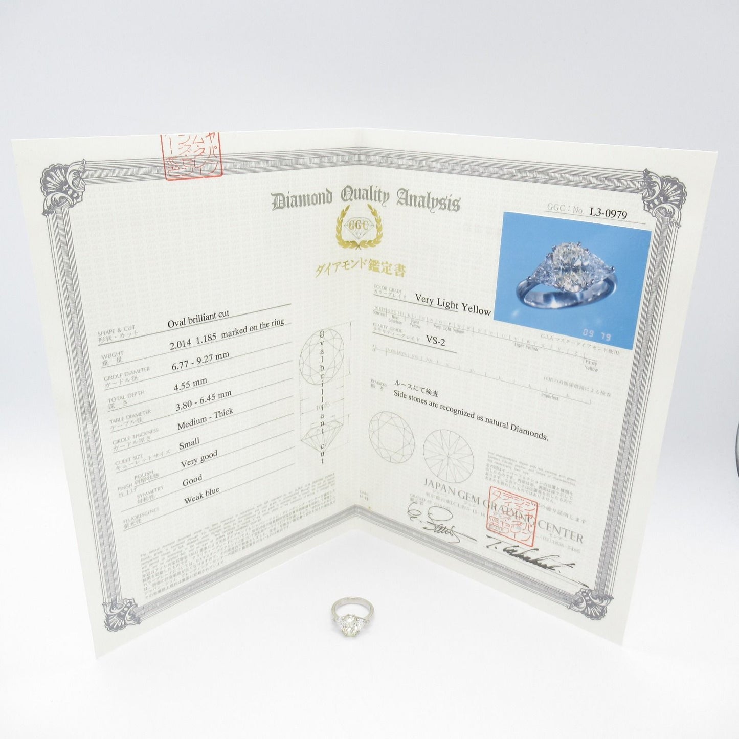 Exquisite JEWELRY Diamond Ring in Platinum - A Timeless Treasure