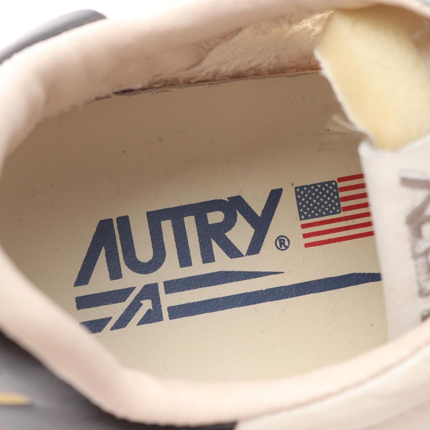 AUTRY White Leather Sneakers - Timeless Elegance for Women