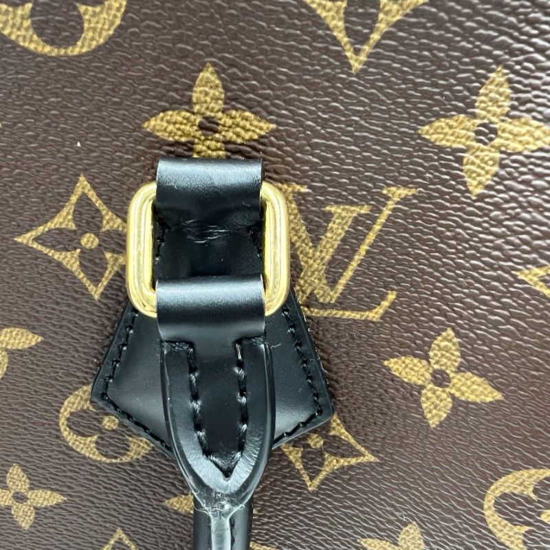 Louis Vuitton Phoenix PM Monogram Canvas Handbag - Exquisite Craftsmanship