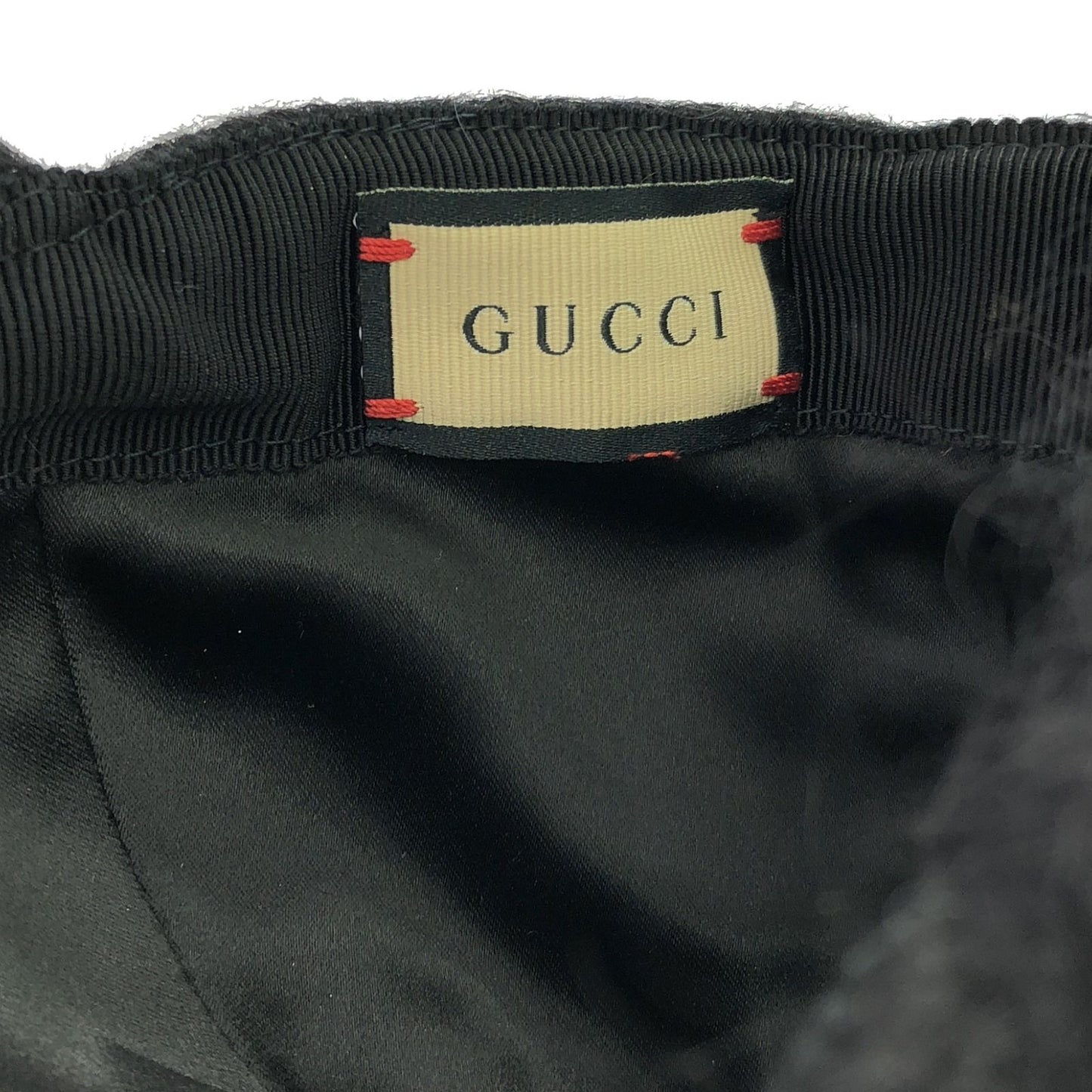 GUCCI Unisex Cotton Cap - Timeless Black Elegance