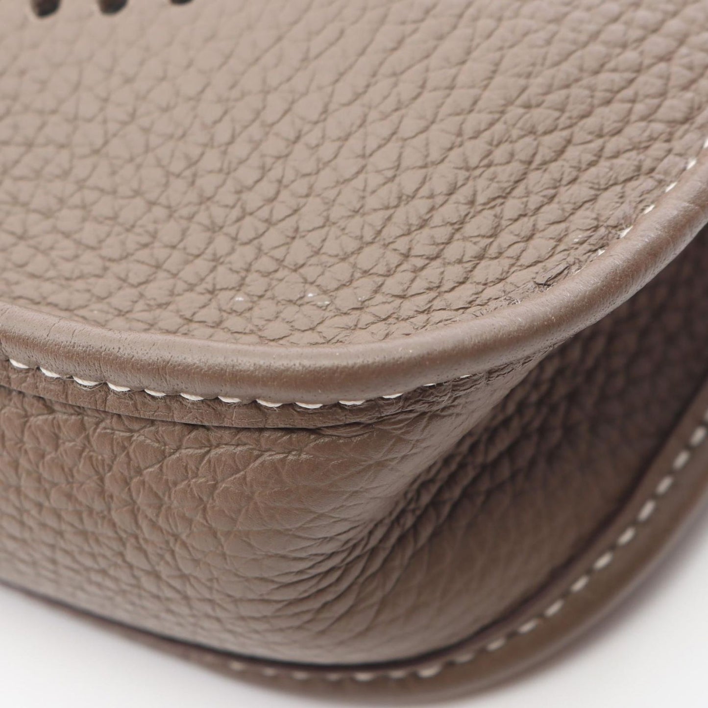 HERMES Evelyne TPM Etoupe Shoulder Bag - Exquisite Craftsmanship