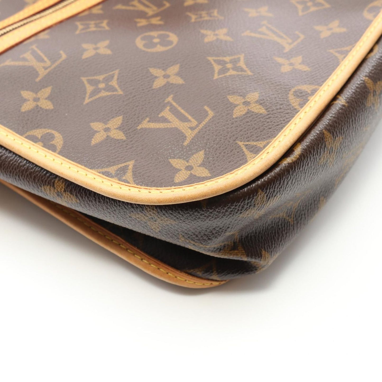 Louis Vuitton Monogram Bosphore PM Messenger Bag - Timeless Elegance