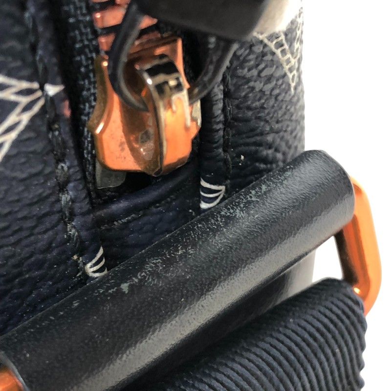 Louis Vuitton Danube PM Upside Down Shoulder Bag - Black & Orange