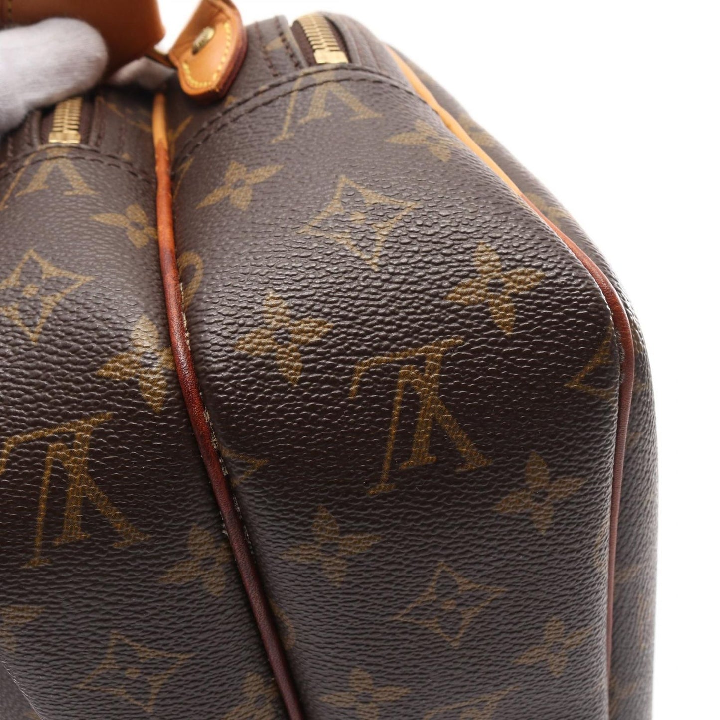 Louis Vuitton Monogram Reporter PM Shoulder Bag - Timeless Elegance