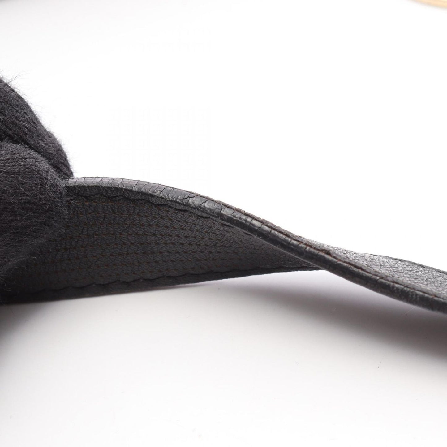 FENDI Black Leather Shoulder Bag - Timeless Elegance