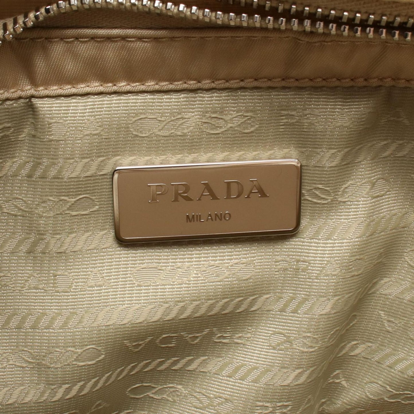 PRADA TESSUTO QUILTIN Re-Nylon Padded Tote Bag - Ivory