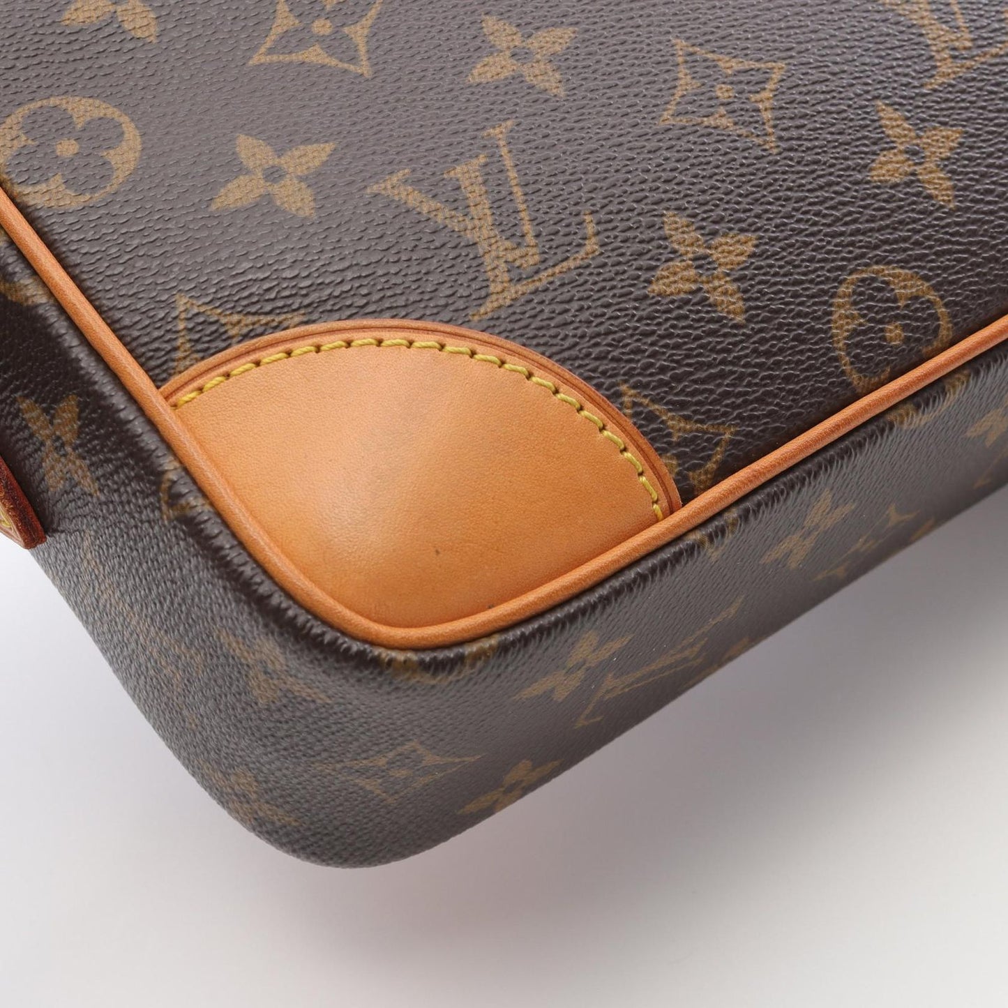 Louis Vuitton Monogram Troca 27 Shoulder Bag - Timeless Elegance