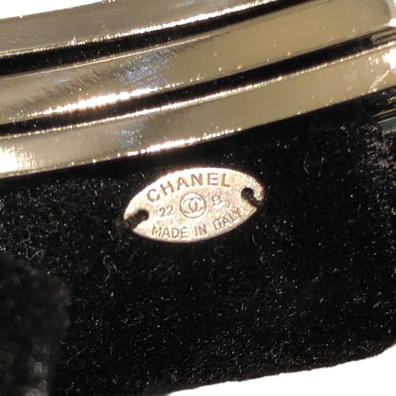 CHANEL Coco Mark Ribbon Barrette - Black Velvet Luxury Accessory