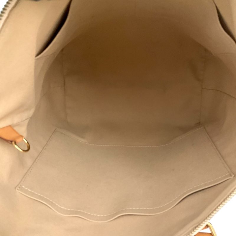 Louis Vuitton Totally MM Shoulder Bag - Timeless Elegance