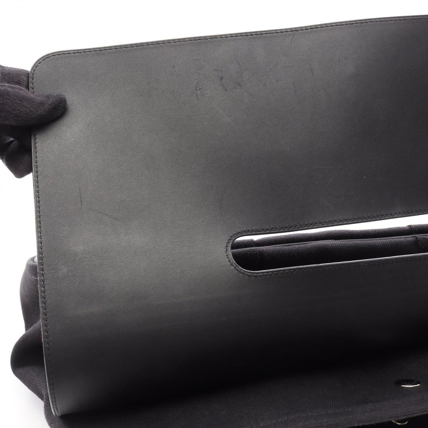 HERMES Valparaiso MM Handbag in Black Leather - Timeless Elegance