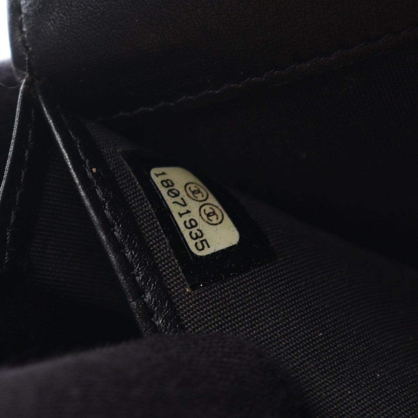 CHANEL Coco Mark Black Leather Zip Wallet - Timeless Elegance