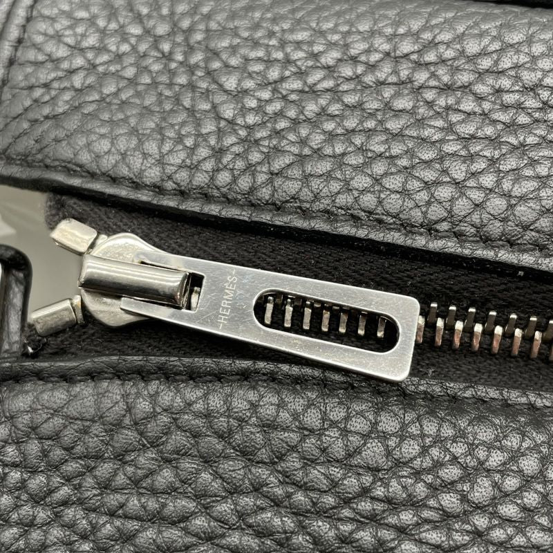 HERMES Victoria 40 Black Togo Leather Business Bag - R Stamp