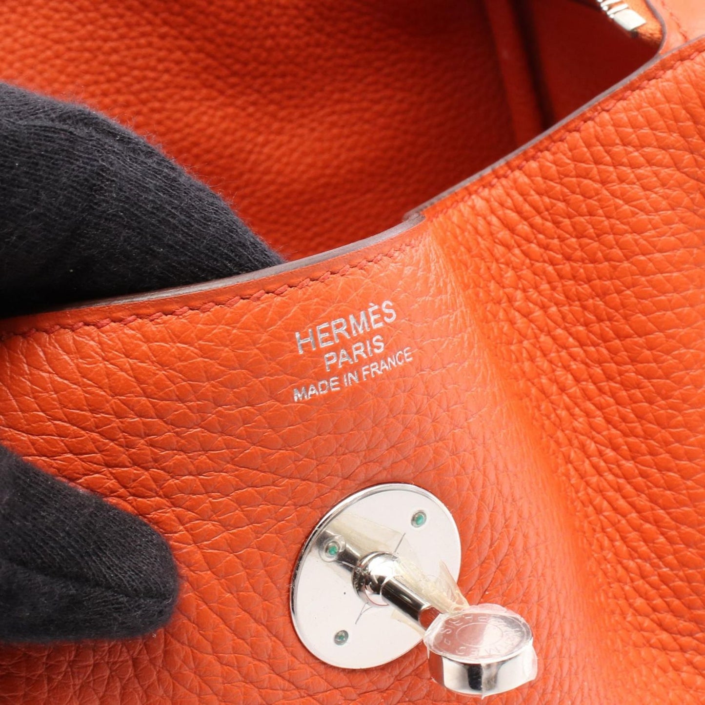 HERMES Lindy 30 Shoulder Bag in Tadelakt Leather - Exquisite Craftsmanship
