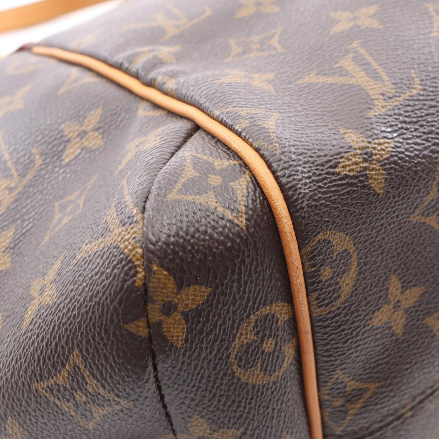 Louis Vuitton Totally MM Tote Bag - Timeless Elegance in Brown