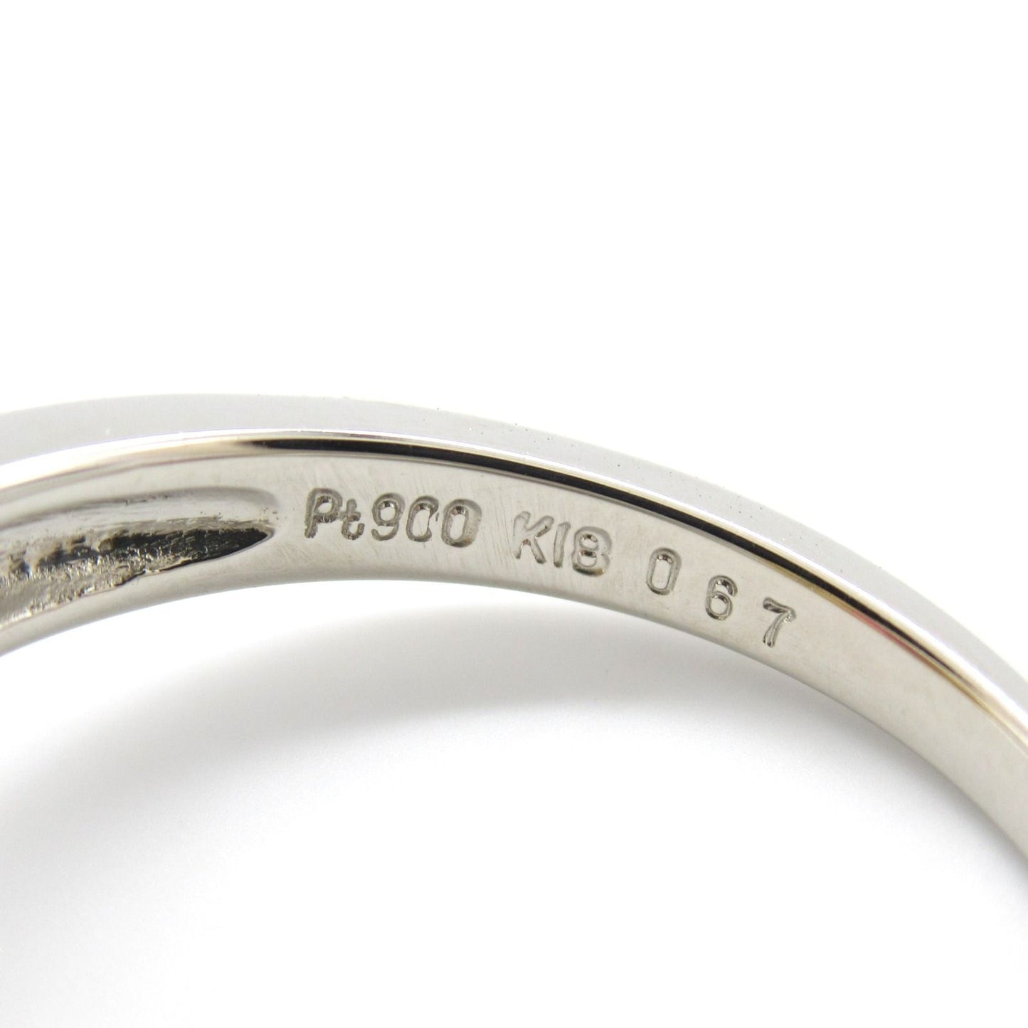 Exquisite Ruby and Diamond Ring in Platinum and Yellow Gold