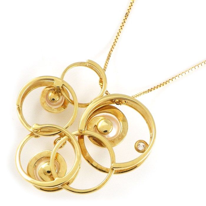 TASAKI Inviting Enema Necklace with Akoya Pearls & Diamonds