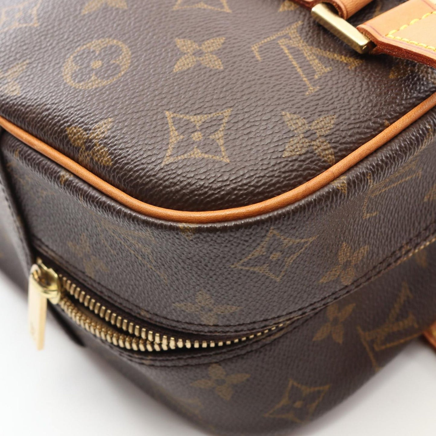 Louis Vuitton Monogram Canvas Cite GM Shoulder Bag - Timeless Elegance