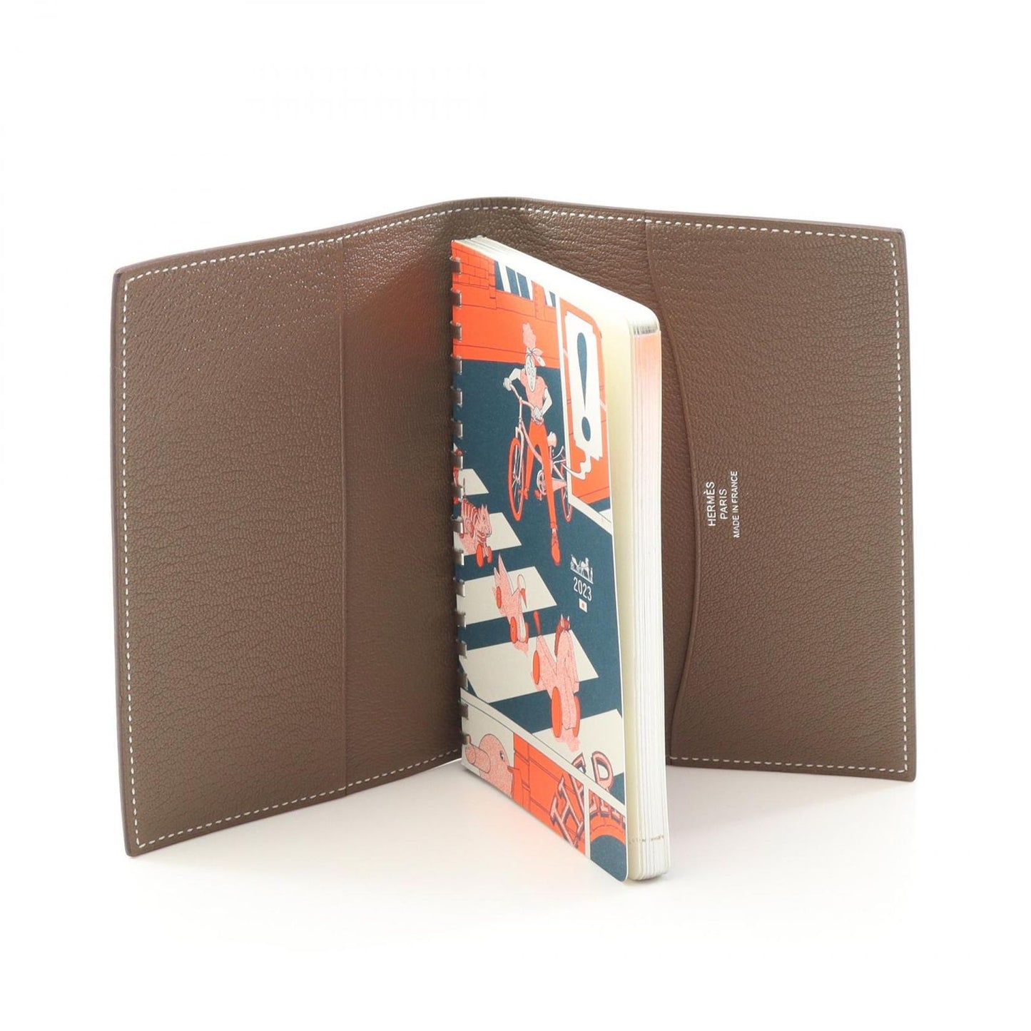 HERMES Agenda GM Etoupe Leather Cover - Exquisite Craftsmanship