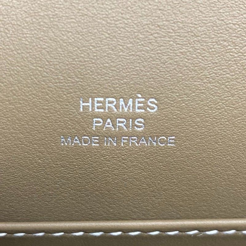 HERMES Kelly Pochette W刻 in Etoupe with Silver Hardware - Pristine Condition
