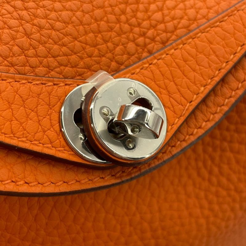 HERMES Lindy Mini Black with Gold Hardware - Timeless Elegance