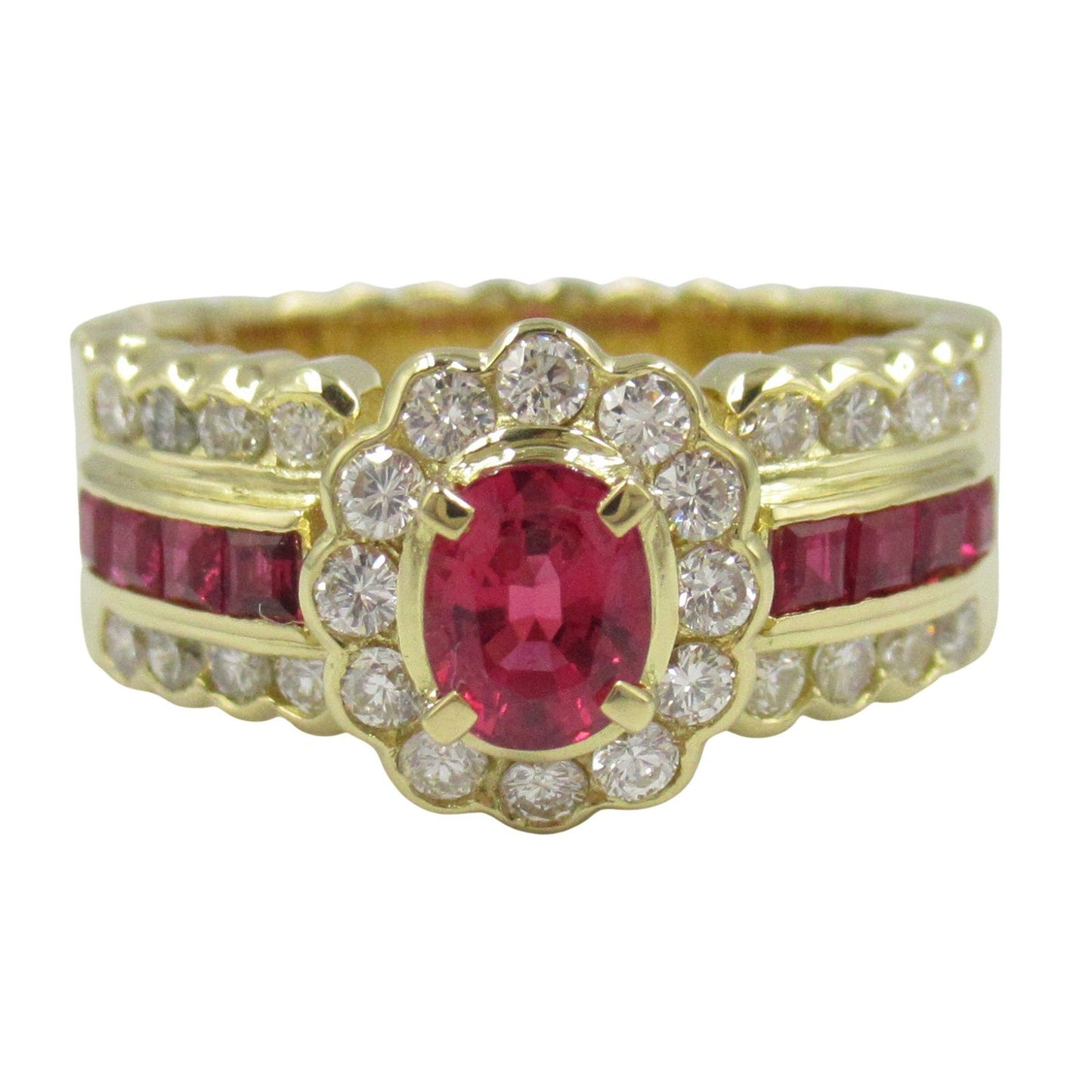 Exquisite Ruby and Diamond Ring in K18 Yellow Gold