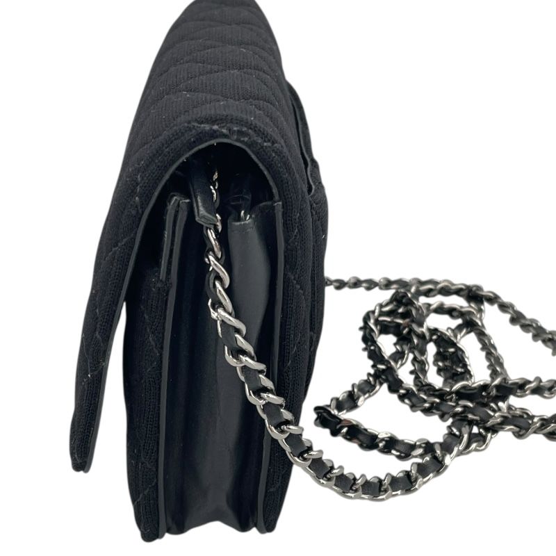CHANEL Matelassé Chain Shoulder Bag - Black Canvas & Calfskin