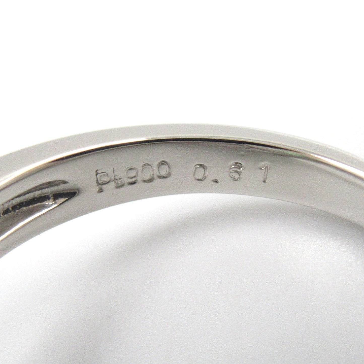 Exquisite Emerald and Diamond Ring in Platinum - #9