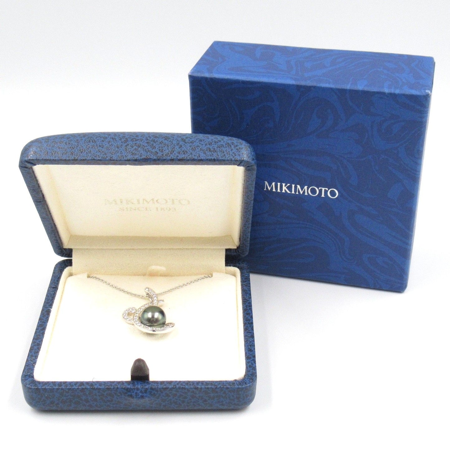 MIKIMOTO Black Pearl Necklace in K18WG with Diamonds - 42/48cm