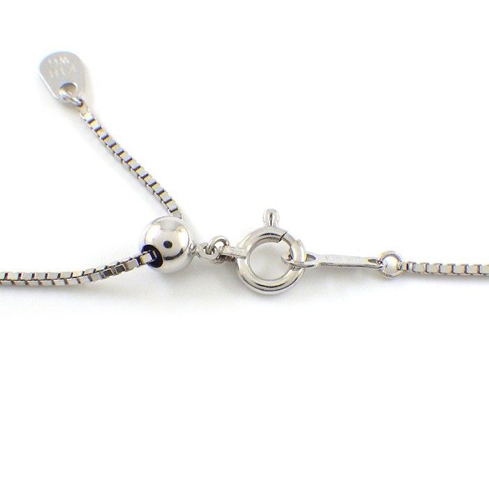 Exquisite Diamond Flower Motif Necklace in K18 Gold