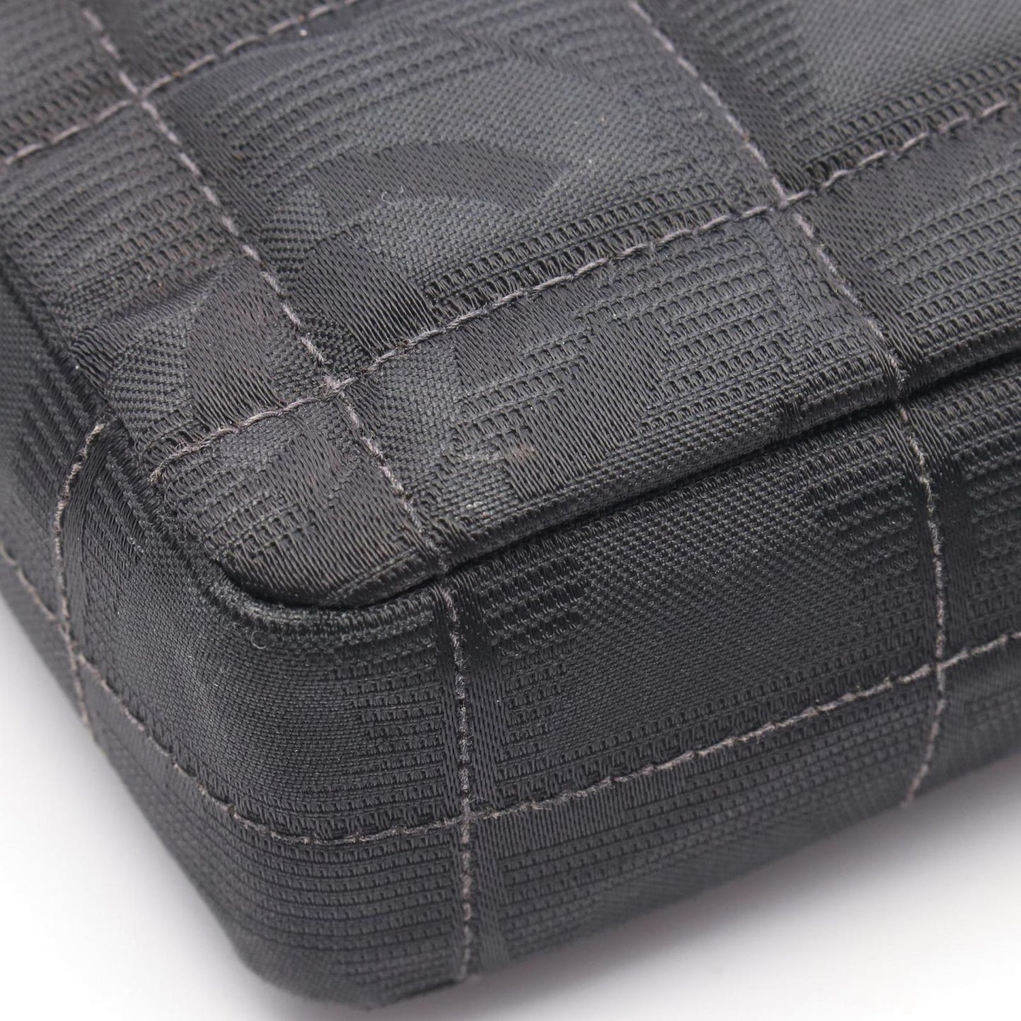 CHANEL New Travel Line Chocolate Bar Shoulder Bag - Black