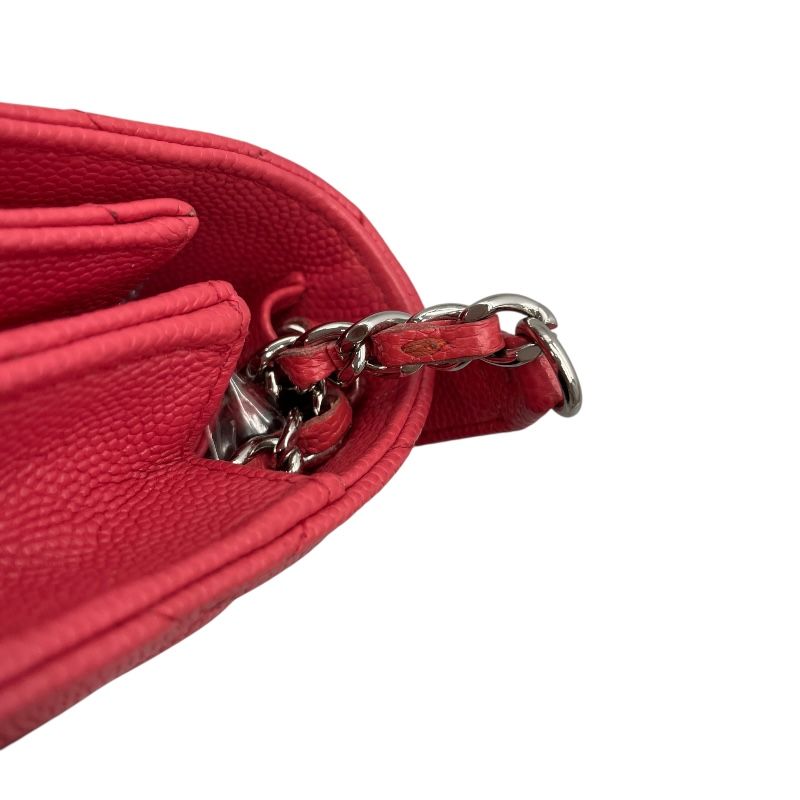 CHANEL Matelassé Chain Shoulder Bag in Pink Caviar Leather
