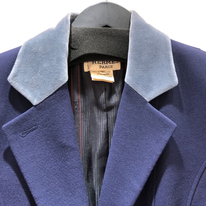 HERMES Velvet Collar Wool Jacket in Navy - Women's Tailored Elegance