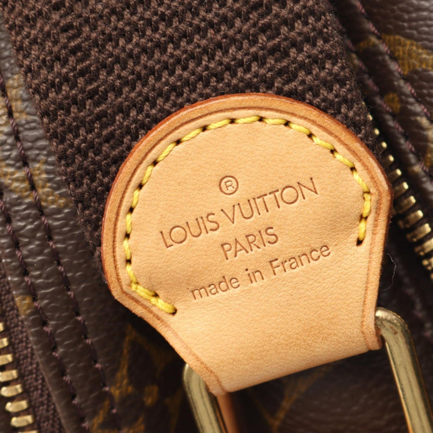 Louis Vuitton Reporter GM Shoulder Bag - Timeless Elegance