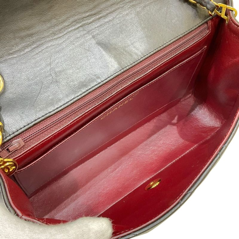 CHANEL Diana 25 Chain Shoulder Bag in Black Lambskin