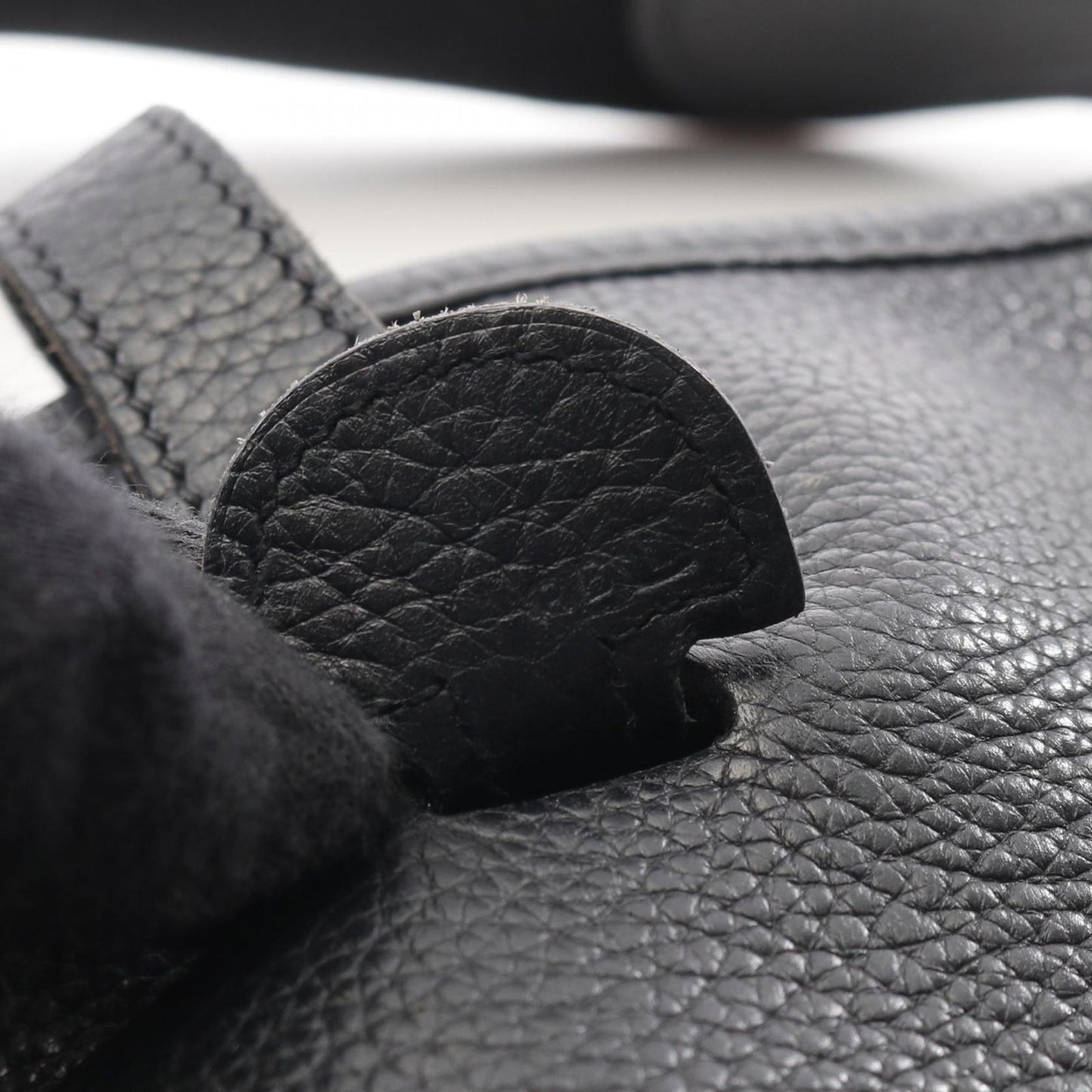 HERMES Evelyne 3 PM Shoulder Bag in Black - Timeless Elegance