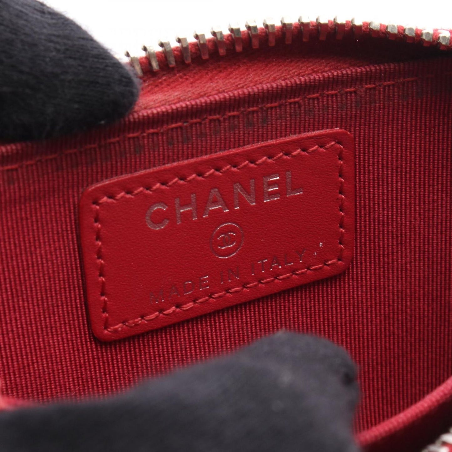 CHANEL Classic Zip Coin Purse in Red Caviar Leather
